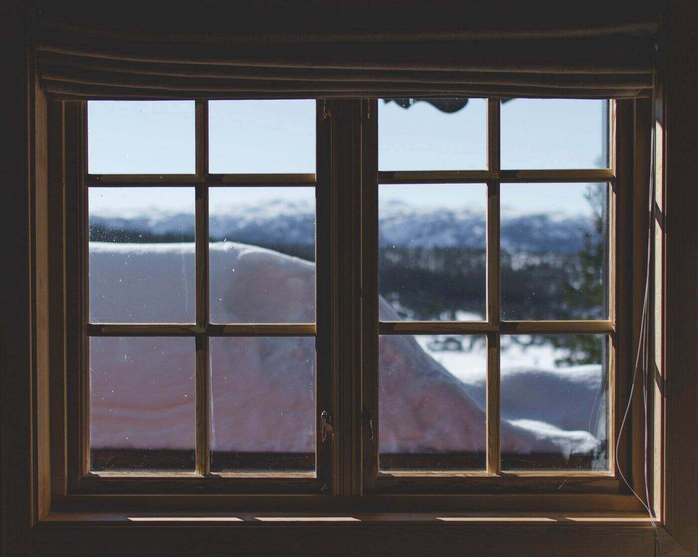 Window looking onto snow - benefits of triple-pane windows