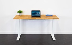 Sustainable Furniture In Canada: A Buyer'S Guide 8 Effydesk recycled wood furniture
