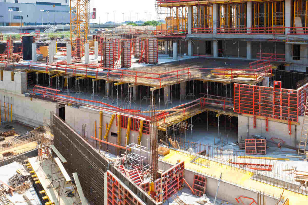 6 Reasons You Would Want An Owner’s Engineer On Your Project 4 Construction site