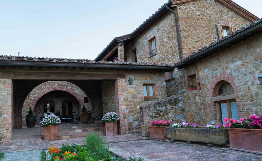 Finding Inspiration From Tuscan And Italian House Design 5 Traditional italian home design