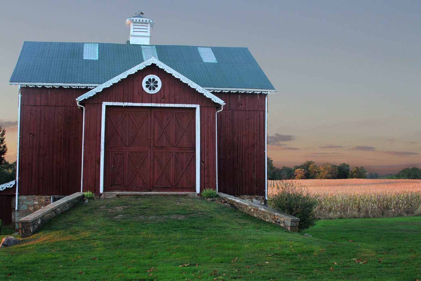 Red bank barn - transform old barn into barndominium